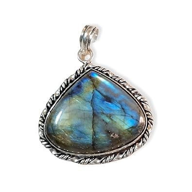 Natural Handcrafted Labradorite pendant