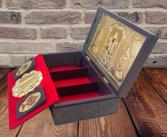 Gold Plated Shri Tirupati Balaji Lakshmi Padmavati Pocket Temple With Dry Fruit Box