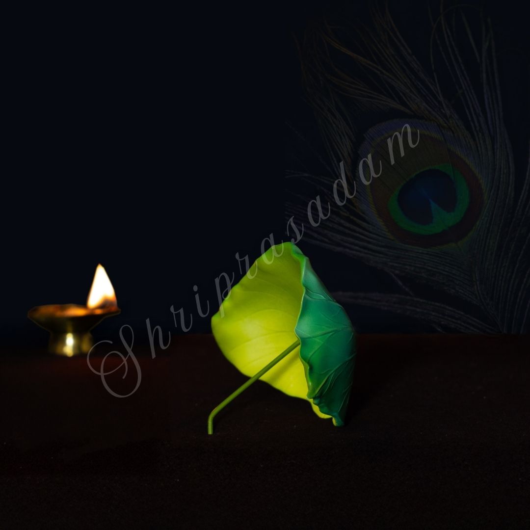 Bal Radha Krishna Idol for Car Dashbaord