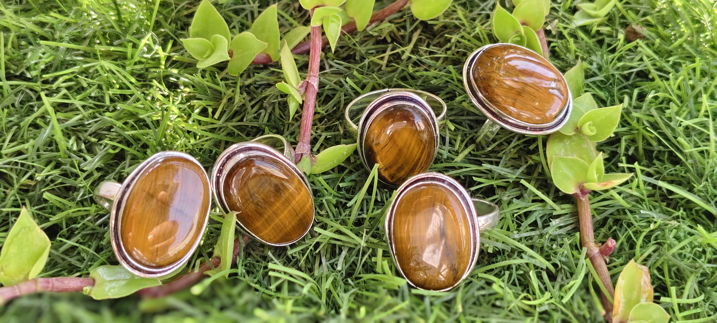 Natural Tiger Eye Oval Cut Gemstone Ring